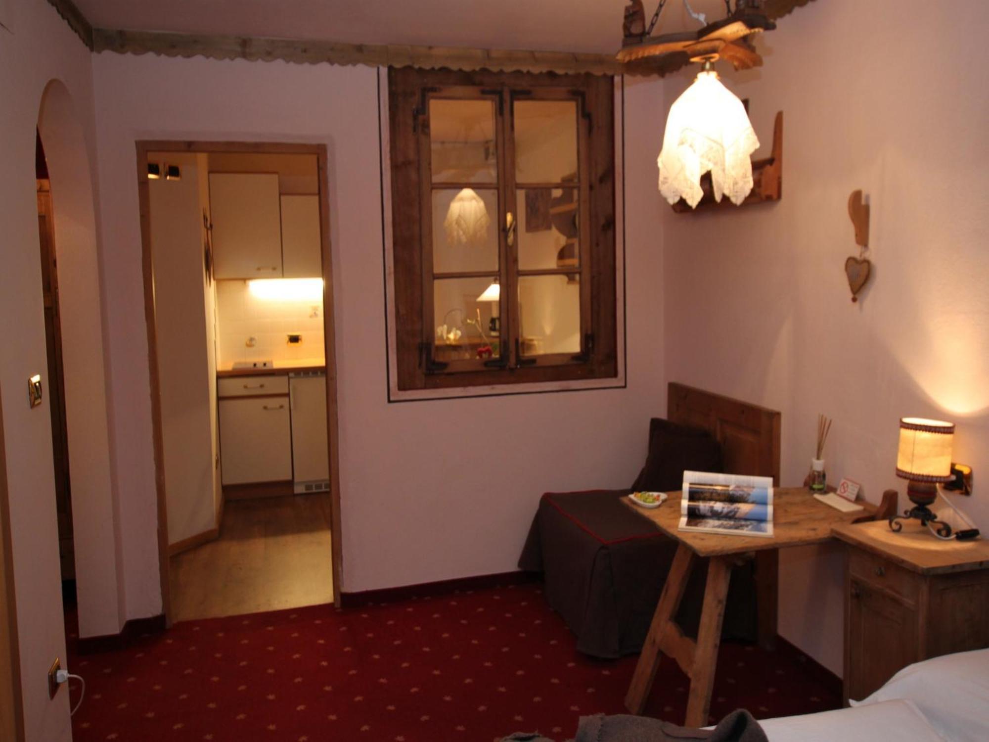 Garni Ortles Hotel Selva di Val Gardena Ngoại thất bức ảnh