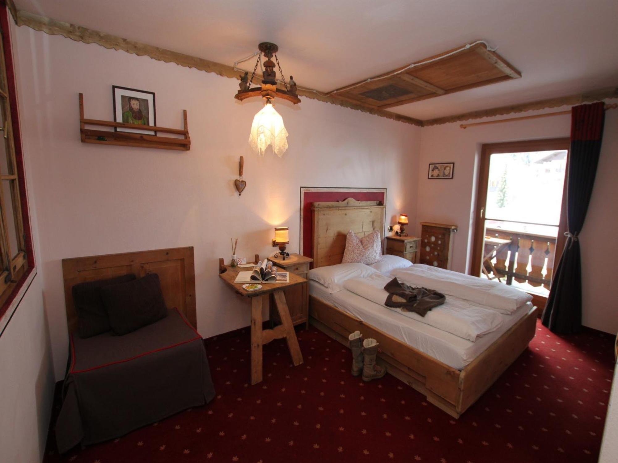 Garni Ortles Hotel Selva di Val Gardena Phòng bức ảnh
